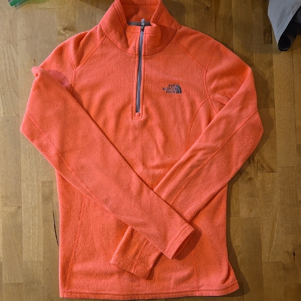 The North Face Polartec Classic Women's Pink 1/4 Zip Fleece Pullover